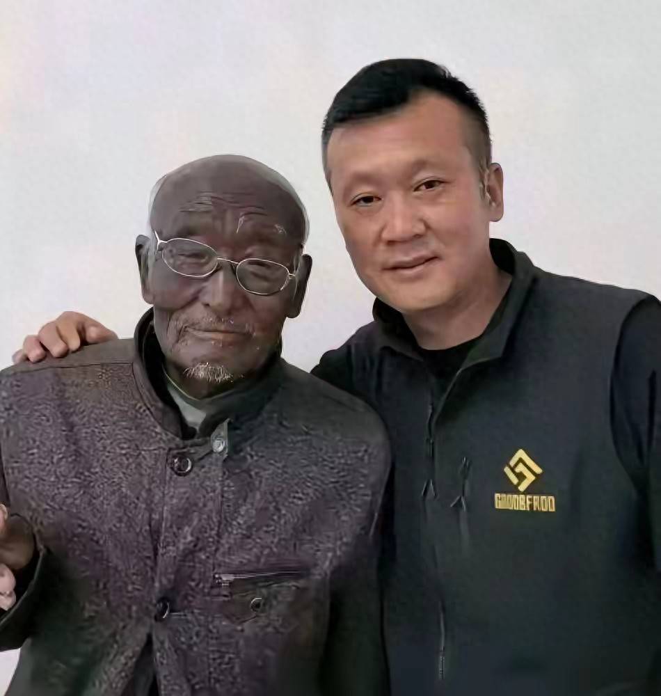 ”黑大爷突然去世其生平曝出网友慨叹pg电子入口曾全网爆火的“八级钓帝(图3) ”黑大爷突然去世其生平曝出网友慨叹pg电子入口曾全网爆火的“八级钓帝(图3)